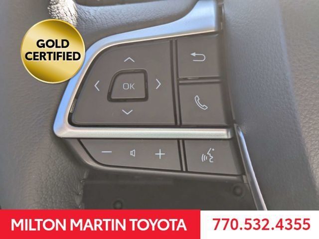 Certified 2026 Toyota Sienna XLE FWD image 27