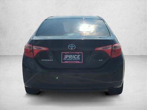 Used 2017 Toyota Corolla LE image 6