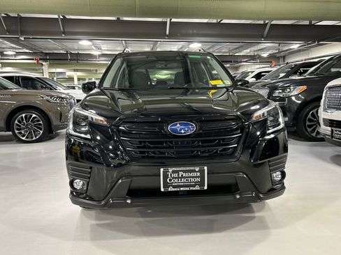 Used 2024 Subaru Forester Premium AWD/4WD image 6