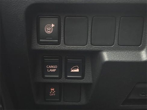 Used 2023 Nissan Frontier SV w/ Midnight Edition Package image 25