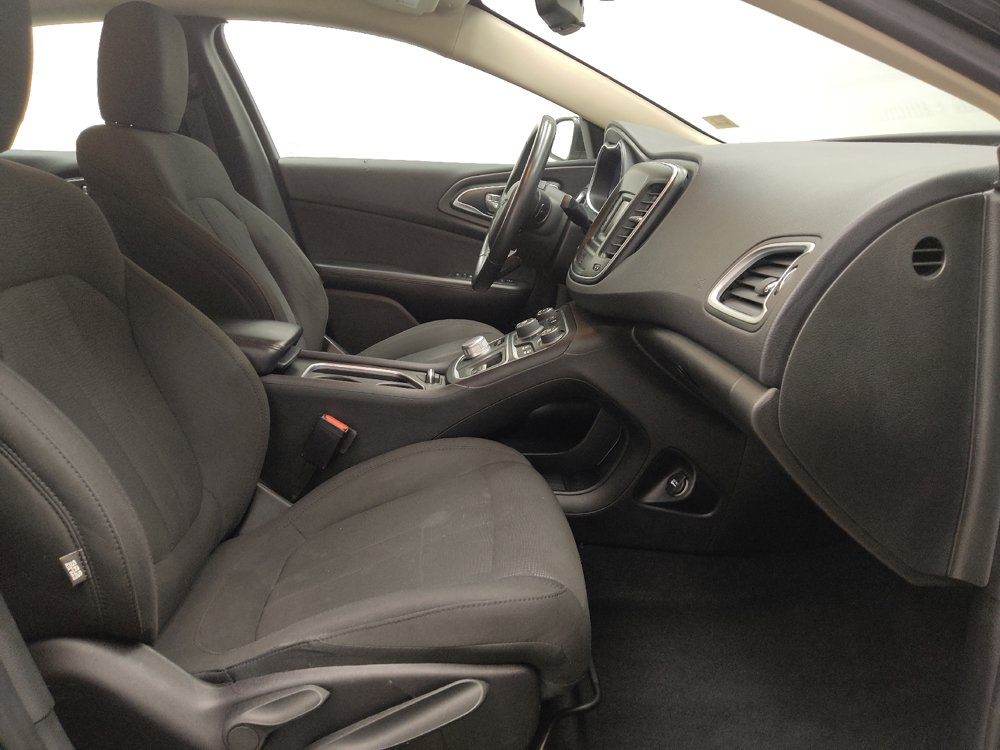 Used 2016 Chrysler 200 Limited w/ Convenience Group FWD image 21