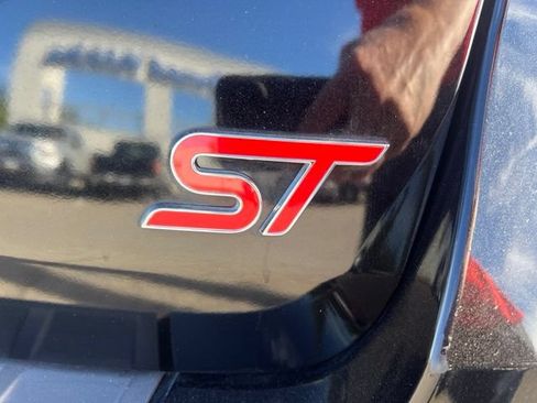 Used 2023 Ford Explorer ST w/ Equipment Group 401A AWD/4WD image 9