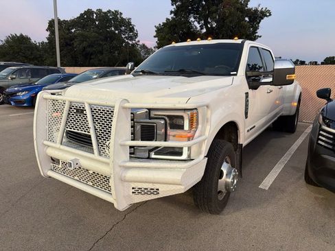 Used 2022 Ford F350 King Ranch w/ King Ranch Ultimate Package AWD/4WD image 1
