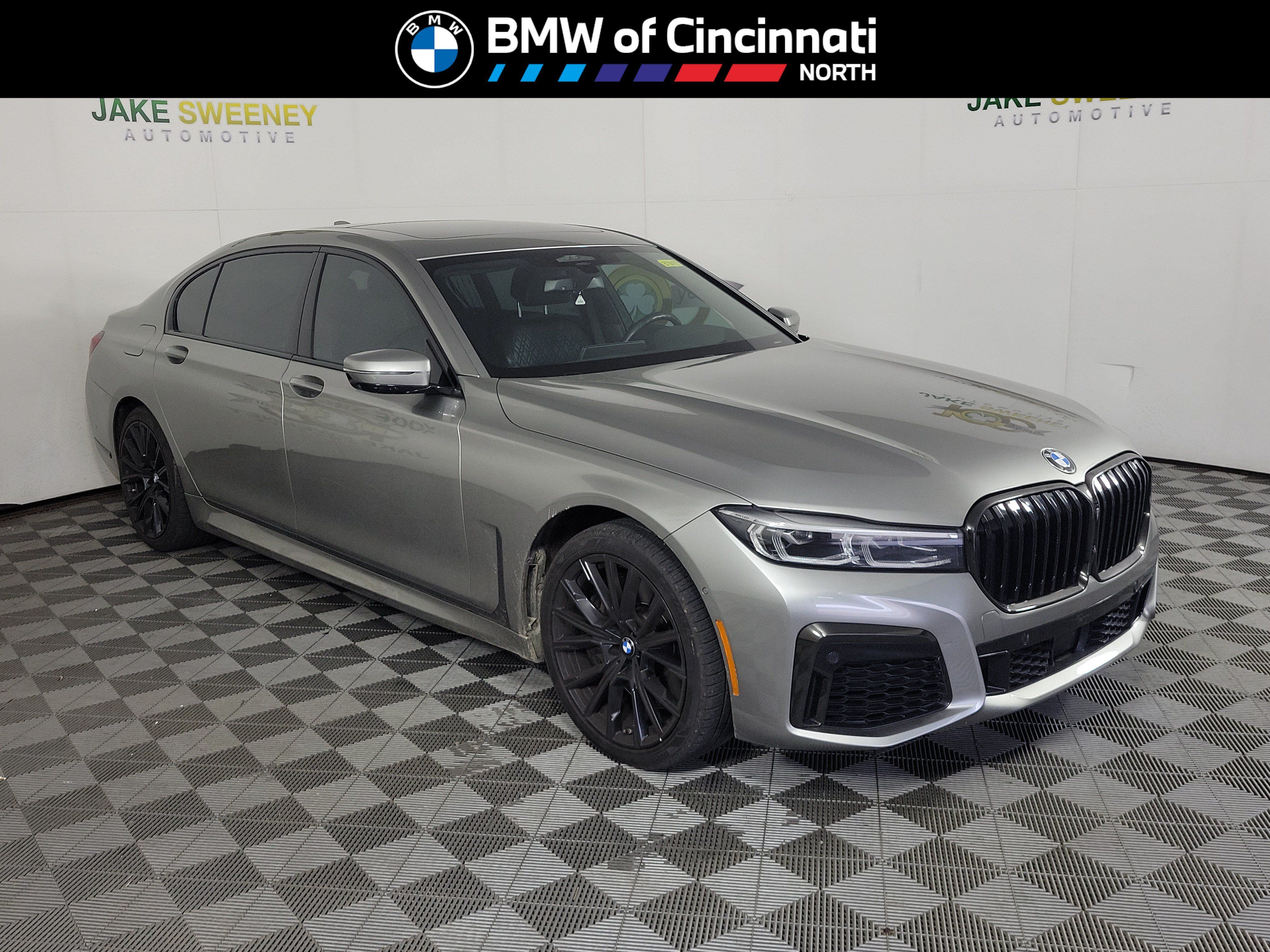 Certified 2022 BMW 740i xDrive w/ Luxury Rear Seating Package AWD/4WD image 1