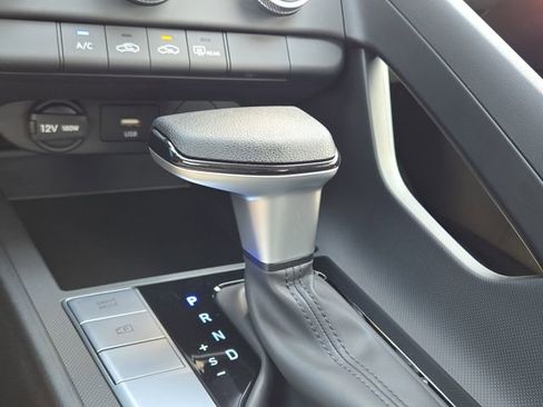 New 2026 Hyundai Elantra SE FWD image 15