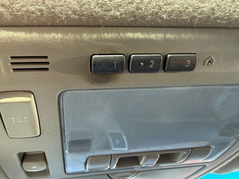 Used 2005 Lexus RX 330 AWD image 42