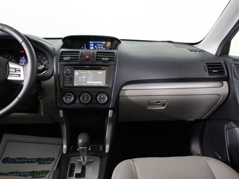 Used 2015 Subaru Forester 2.5i Limited image 30