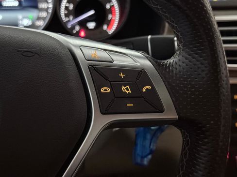 Used 2015 Mercedes-Benz E 350 4MATIC Sedan w/ Premium 1 Package image 37