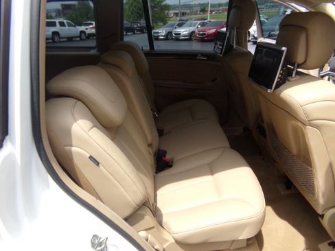 Used 2012 Mercedes-Benz GL 450 4MATIC image 34