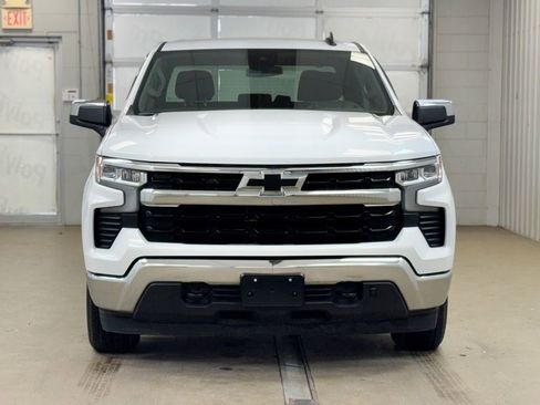 Used 2023 Chevrolet Silverado 1500 LT w/ Protection Package AWD/4WD image 2