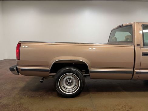 Used 1994 GMC Sierra 1500 2WD Regular Cab image 30