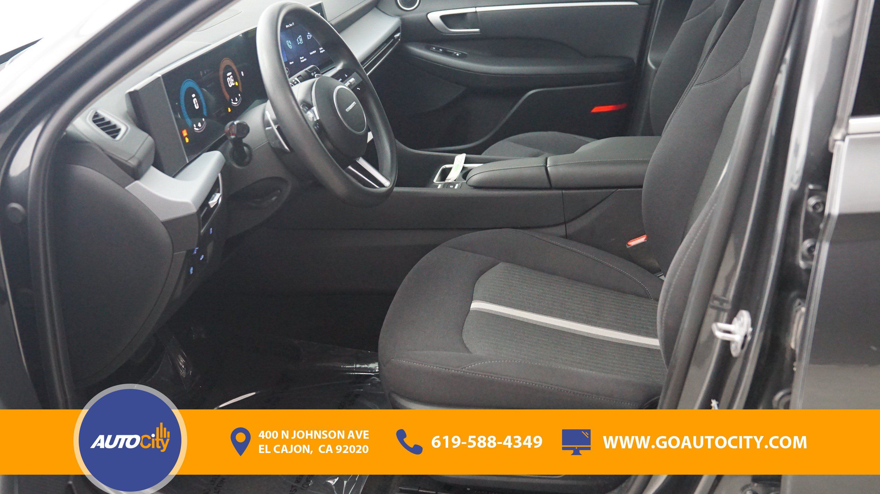 Used 2025 Hyundai Sonata SEL FWD image 9