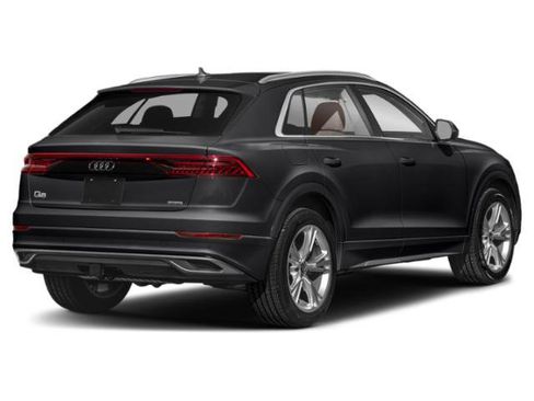 Used 2021 Audi Q8 Premium Plus w/ Premium Plus Package image 2