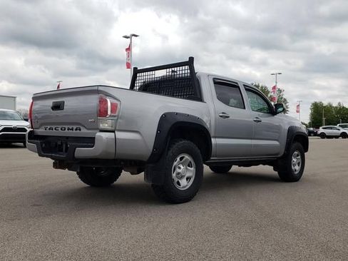 Used 2020 Toyota Tacoma SR AWD/4WD image 5