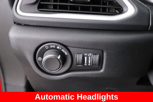 New 2027 Chrysler Pacifica Select FWD image 20