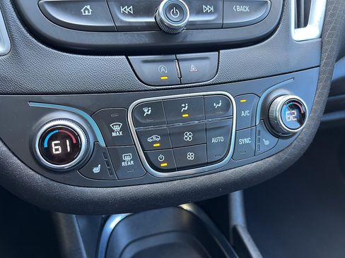 Used 2023 Chevrolet Malibu LT FWD image 20
