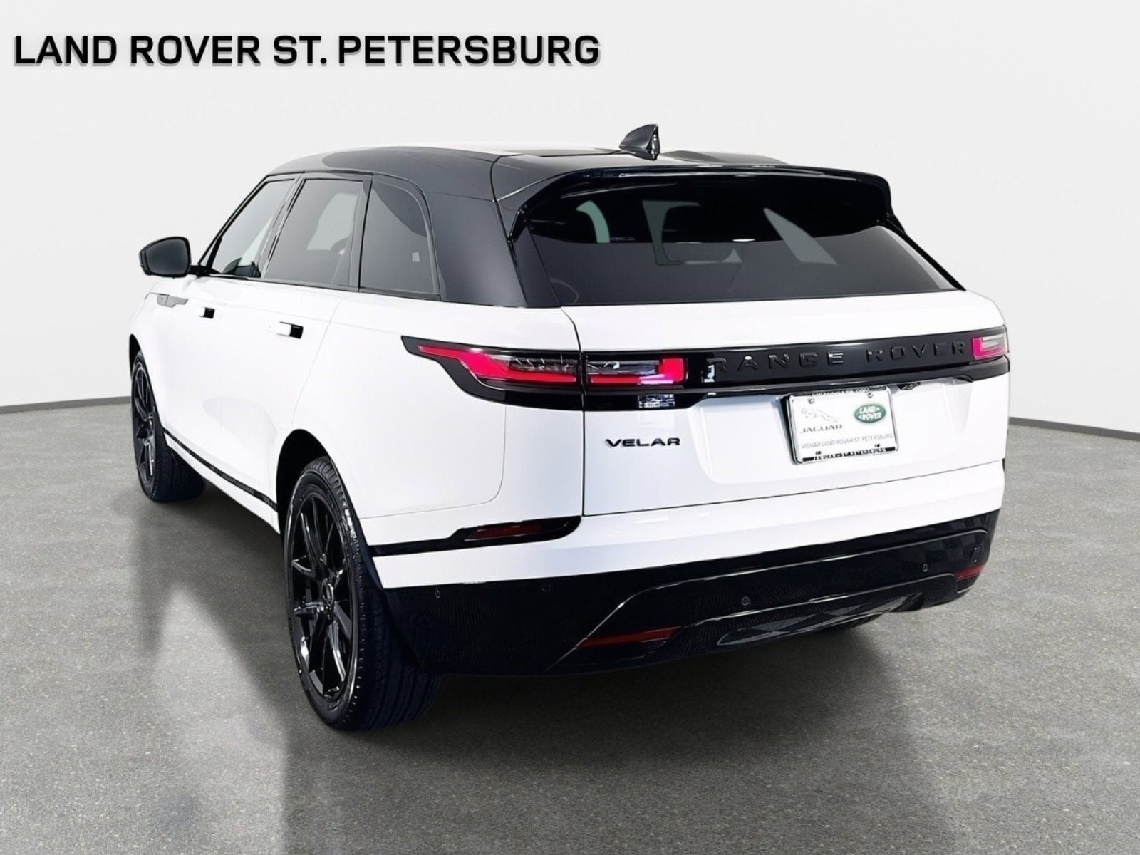 Used 2026 Land Rover Range Rover Velar Dynamic SE AWD/4WD image 7