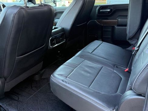 Used 2022 Chevrolet Silverado 3500 High Country image 11