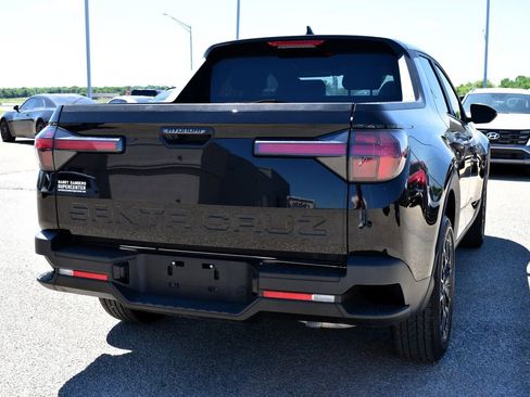 Used 2024 Hyundai Santa Cruz SEL FWD image 9