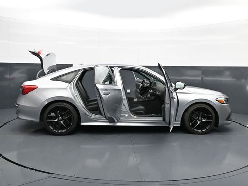 Used 2024 Honda Civic Sport image 46