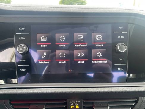 Used 2019 Volkswagen Jetta SEL FWD image 22