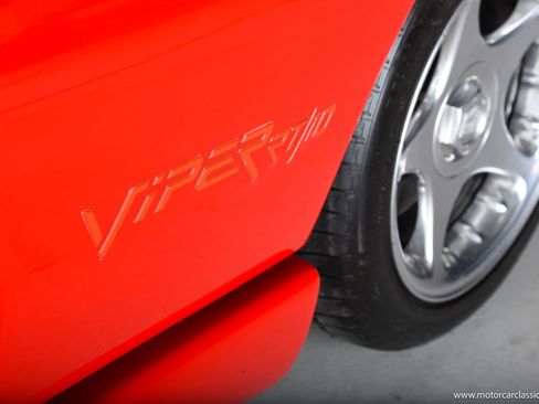 Used 1994 Dodge Viper RT/10 RWD image 18