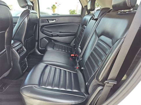 Used 2024 Ford Edge SEL image 13