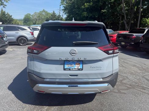 Used 2023 Nissan Rogue Platinum w/ Platinum Premium Package AWD/4WD image 8