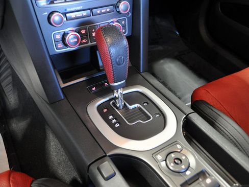 Used 2009 Pontiac G8 GXP RWD image 23
