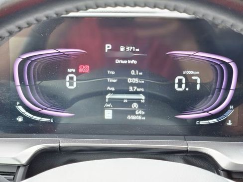 Used 2025 Kia Telluride S image 19