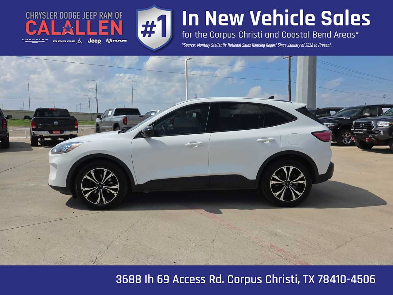 Used 2022 Ford Escape SE w/ SE Sport Appearance Package FWD image 11