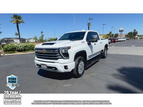 Certified 2024 Chevrolet Silverado 3500 High Country w/ High Country Premium Package image 4
