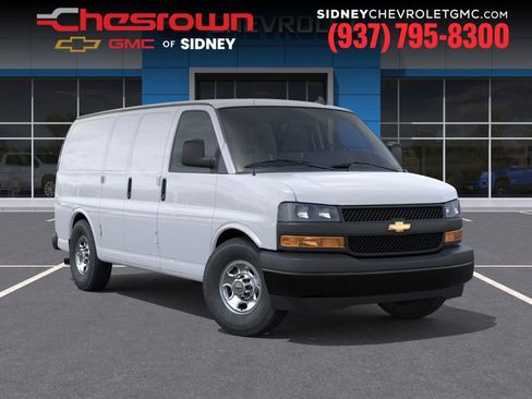 New 2025 Chevrolet Express 3500 w/ Driver Convenience Package image 7