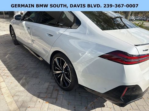 Certified 2024 BMW 540i xDrive 540i xDrive w/ Premium Package image 4