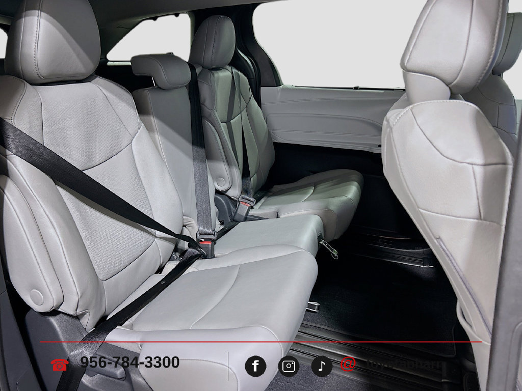 New 2026 Toyota Sienna XLE FWD image 29