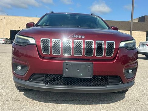 Used 2019 Jeep Cherokee Latitude w/ Cold Weather Group AWD/4WD image 11