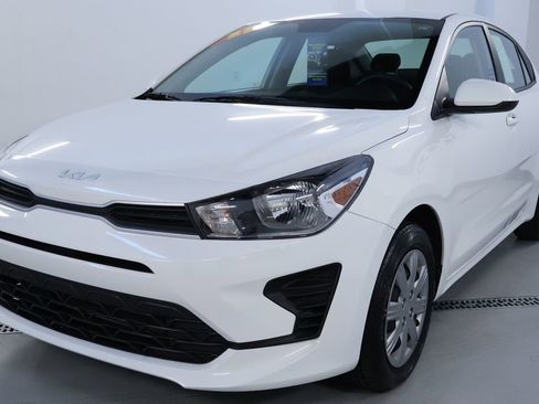 Used 2023 Kia Rio S image 3