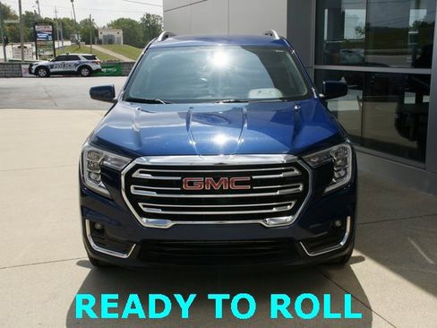 Used 2023 GMC Terrain SLT image 6