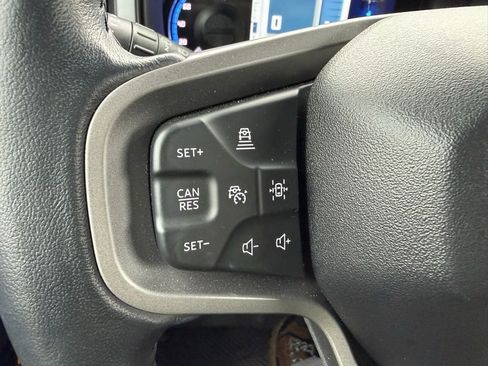 Used 2022 Ford Bronco Badlands image 18