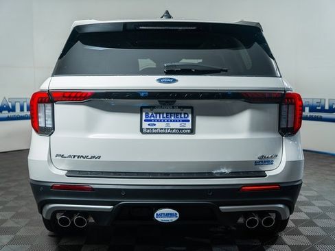 Used 2025 Ford Explorer Platinum w/ Ultimate Package image 5