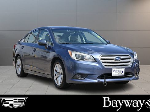 Used 2017 Subaru Legacy 2.5i Premium AWD/4WD image 4