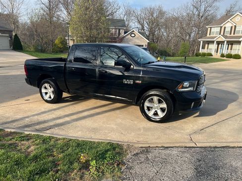 Used 2013 RAM 1500 Sport w/ Sport Premium Group image 10