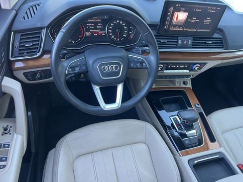 Used 2022 Audi Q5 2.0T Premium w/ Convenience Package image 42