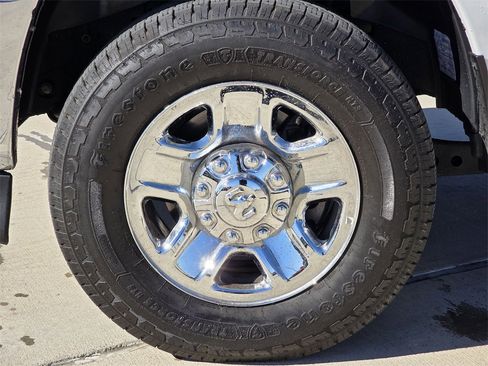 Used 2024 RAM 2500 Tradesman w/ Chrome Appearance Group image 10