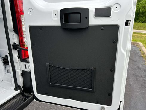 New 2025 RAM ProMaster 2500 w/ Quick Order Package 22G SLT FWD image 17