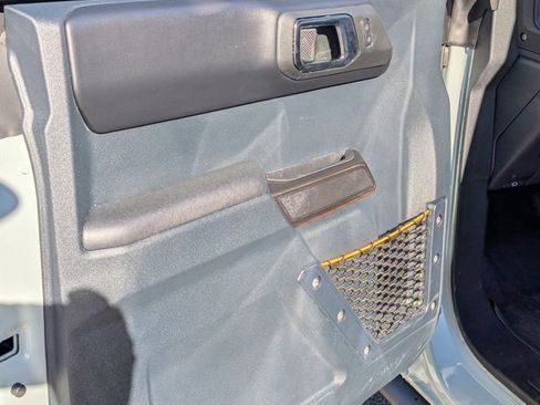 Used 2024 Ford Bronco Badlands image 14