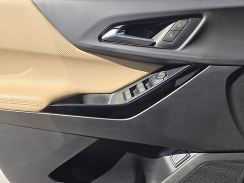 Used 2026 Chevrolet Equinox ACTIV image 27