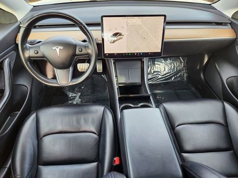 Used 2018 Tesla Model 3 Performance image 20