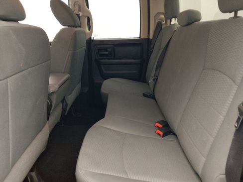 Used 2014 RAM 1500 Express RWD image 18