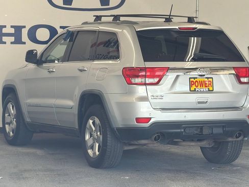 Used 2011 Jeep Grand Cherokee Limited w/ Trailer Tow Group IV AWD/4WD image 5
